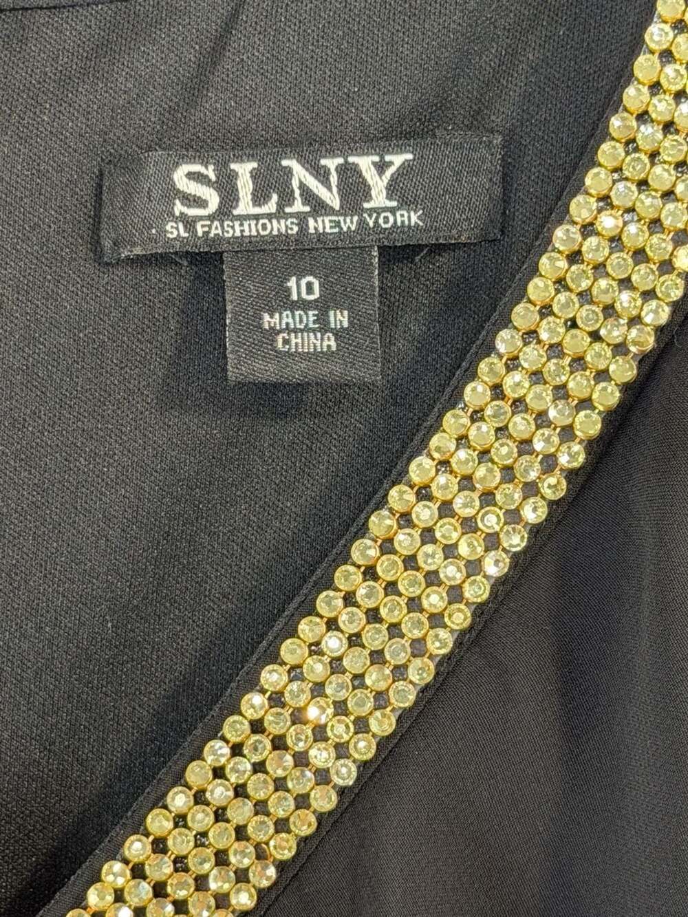 SLNY Black Chiffon Tiered Ruffle Cocktail Dress with Rhinestone V-Neck Size 10 - Picture 3 of 9